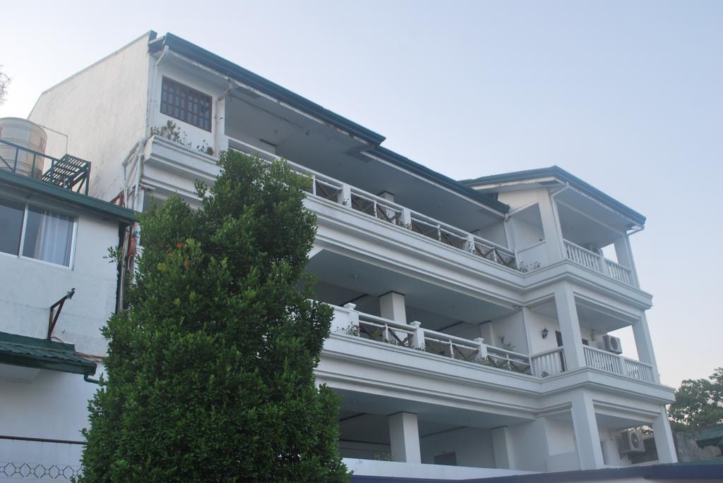 Subiza Beach Resort Olóngapo Exterior foto